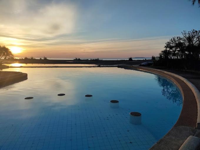 Rockgarden Beach Resort Mae Phim Luaran gambar