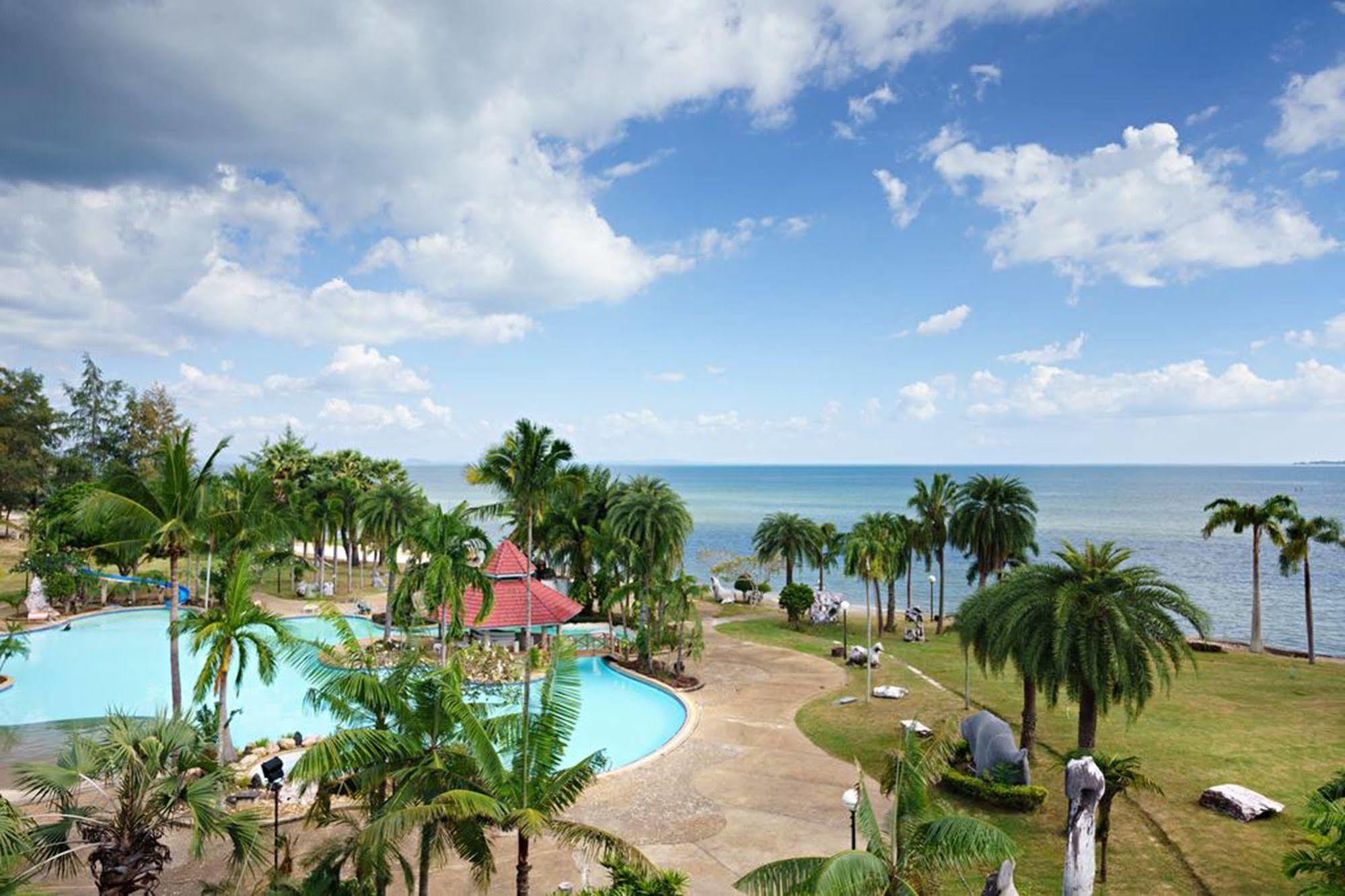 Rockgarden Beach Resort Mae Phim Luaran gambar