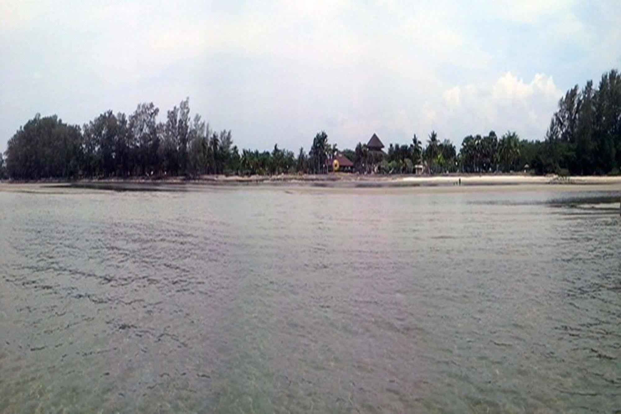 Rockgarden Beach Resort Mae Phim Luaran gambar